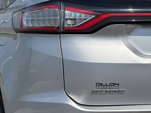 Used 2017 Ford Edge SE AWD/4WD image 23