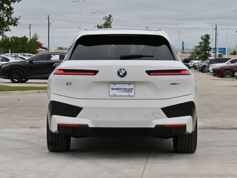 Certified 2024 BMW iX xDrive50 w/ Premium Package AWD/4WD image 8
