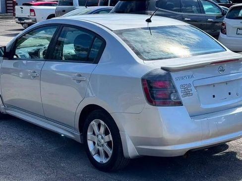 Used 2011 Nissan Sentra 2.0 SR FWD image 4