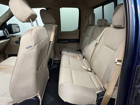 Used 2016 Ford F150 XLT w/ Equipment Group 302A Luxury AWD/4WD image 31