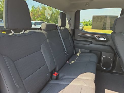 Used 2023 Chevrolet Silverado 1500 LT AWD/4WD image 33