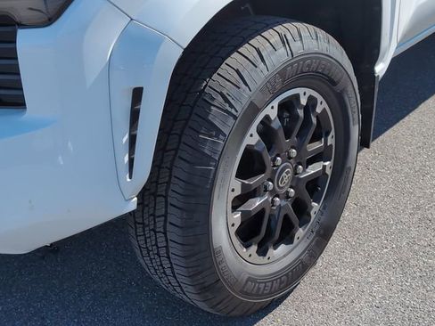 Used 2025 Toyota Tacoma SR image 11