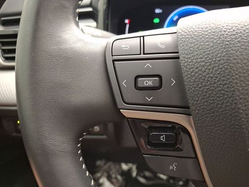 Used 2025 Toyota Camry SE w/ Convenience Package FWD image 20