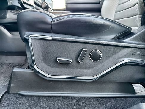 Used 2023 Ford F150 Lightning Platinum image 14