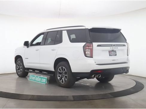 Used 2023 Chevrolet Tahoe Z71 w/ Z71 Off-Road Package AWD/4WD image 8