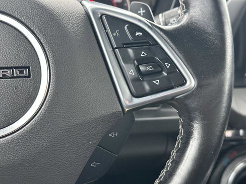 Certified 2021 Chevrolet Camaro LT w/ RS Package image 21