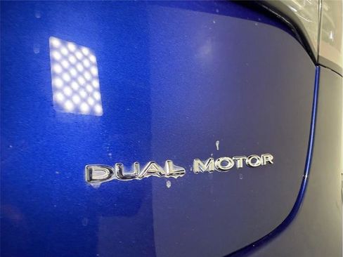 Used 2018 Tesla Model 3 Long Range image 23