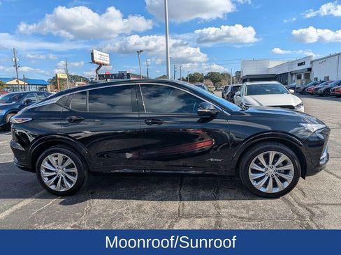 Used 2025 Buick Envista Avenir image 3