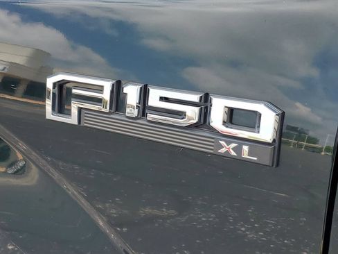 Used 2015 Ford F150 XL w/ Trailer Tow Package RWD image 28