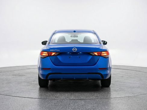 Used 2025 Nissan Sentra SV FWD image 7