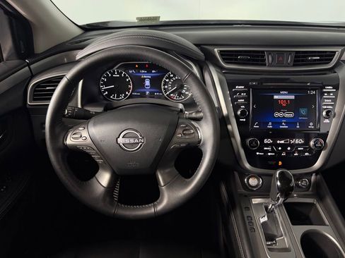 Used 2024 Nissan Murano SV FWD image 13