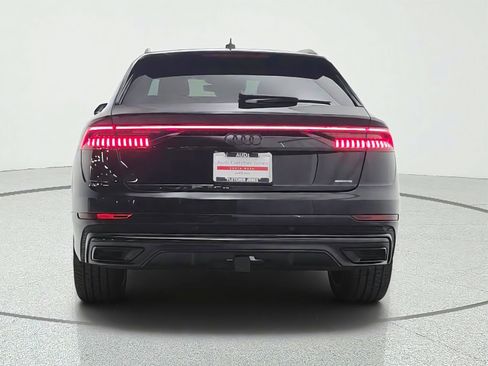 Used 2023 Audi Q8 Premium Plus AWD/4WD image 6