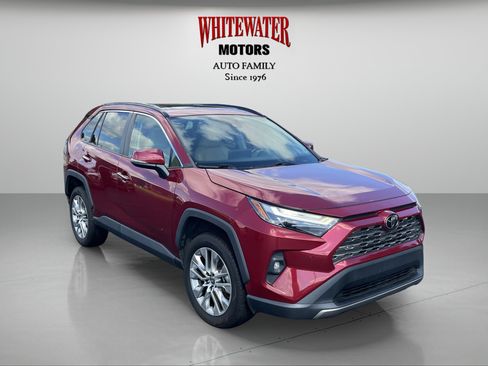 Used 2022 Toyota RAV4 Limited AWD/4WD image 7