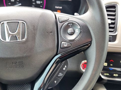 Used 2021 Honda HR-V EX image 32