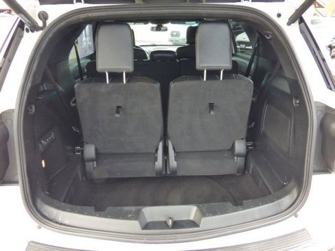 Used 2018 Ford Explorer Limited w/ Equipment Group 301A image 13