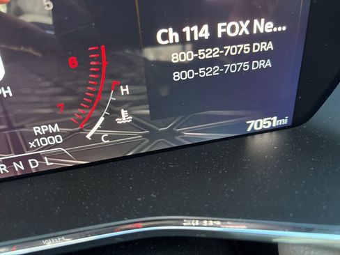 Certified 2025 GMC Canyon Denali image 7