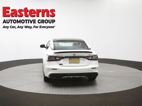 Used 2023 Nissan Maxima SR w/ Sport Mat Group FWD image 40
