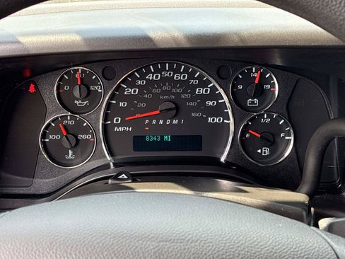Used 2025 GMC Savana 2500 w/ Driver Convenience Package RWD image 26