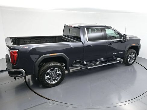 New 2026 GMC Sierra 3500 SLE w/ SLE Value Package AWD/4WD image 5
