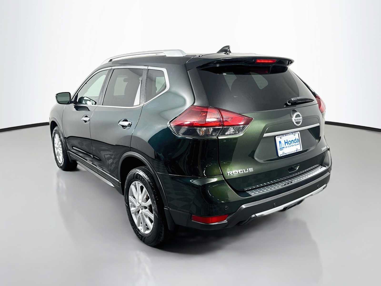Used 2019 Nissan Rogue SV AWD/4WD image 5