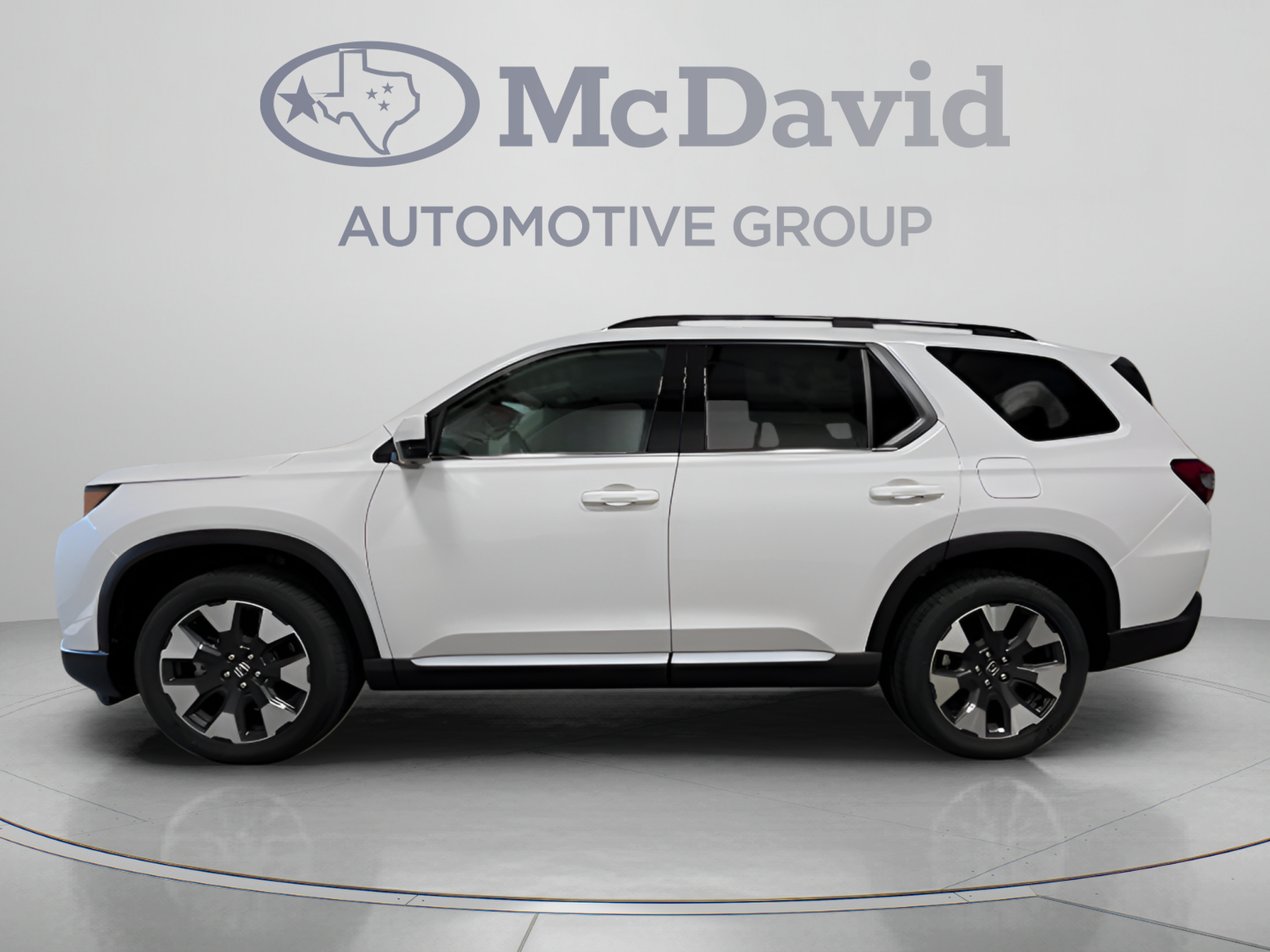 New 2026 Honda Pilot Elite image 2