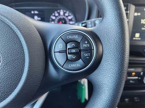 Used 2020 Kia Soul LX image 28