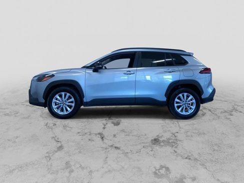 Used 2026 Toyota Corolla Cross LE FWD image 7