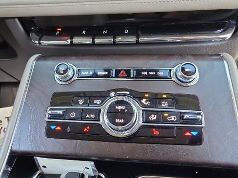Used 2021 Lincoln Aviator Reserve RWD image 19