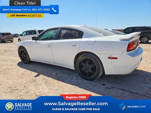 Used 2014 Dodge Charger SE w/ Sport Appearance Group RWD image 3