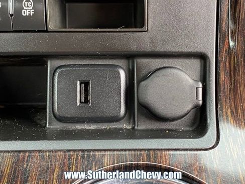 Used 2015 Chevrolet Traverse LT AWD/4WD image 30