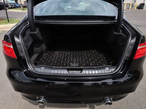 Used 2018 Jaguar XF S AWD/4WD image 80