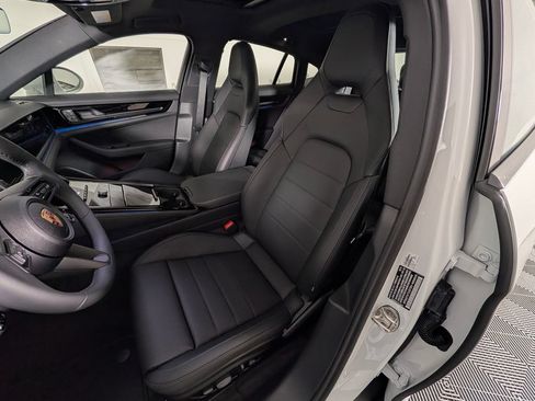 New 2026 Porsche Panamera RWD image 5