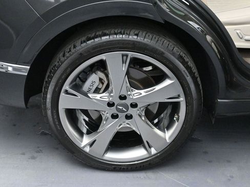 Used 2024 Genesis GV80 3.5T w/ Prestige Package image 38