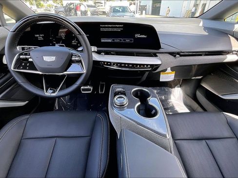 New 2026 Cadillac Optiq Sport 2 image 7