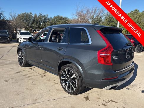 Used 2021 Volvo XC90 T6 Momentum w/ Advanced Package image 7
