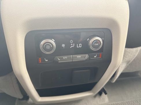 Used 2026 GMC Acadia Denali w/ Super Cruise Package AWD/4WD image 36