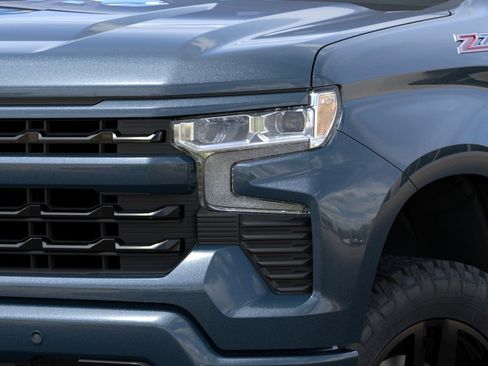Used 2024 Chevrolet Silverado 1500 RST w/ Convenience Package II AWD/4WD image 10