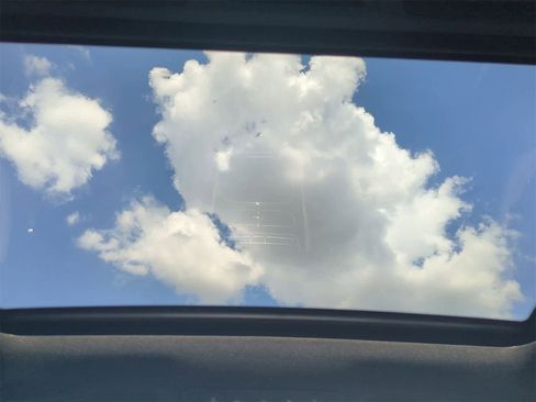 Used 2020 Mercedes-Benz E 350 Sedan image 22