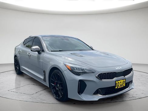 Used 2022 Kia Stinger GT1 AWD/4WD image 1