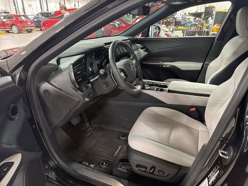 Used 2023 Lexus RX 350 Premium Plus w/ Cold Area Package AWD/4WD image 4