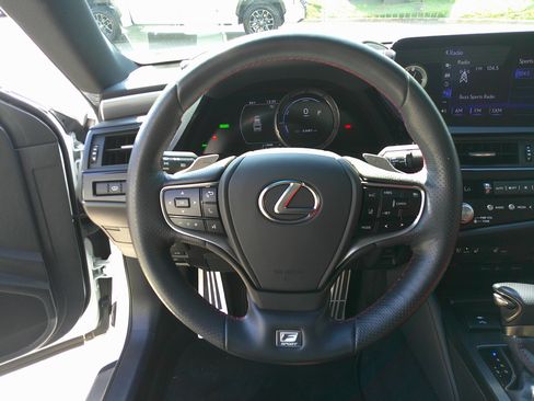 Used 2022 Lexus ES 300h F Sport w/ Accessory Package 2 image 19