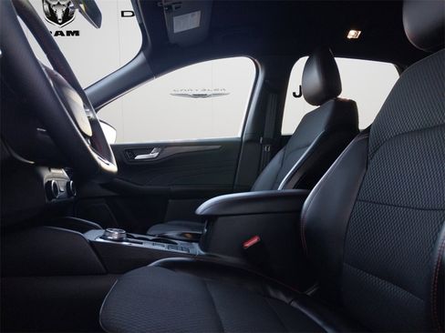 Used 2023 Ford Escape ST-Line image 7