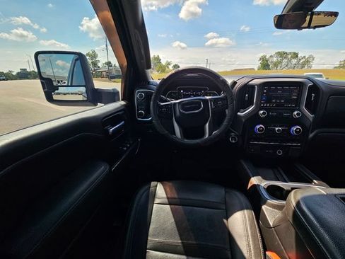 Used 2021 GMC Sierra 3500 Denali w/ Denali Black Diamond Edition AWD/4WD image 13