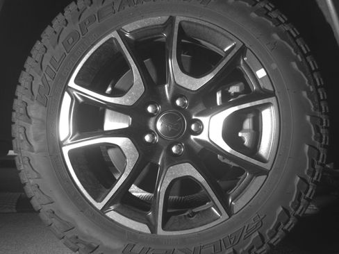 Used 2025 Jeep Compass Trailhawk image 13