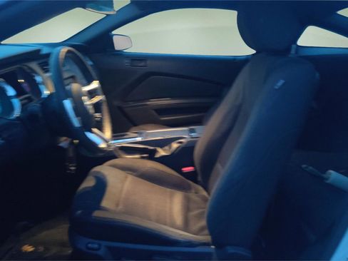 Used 2014 Ford Mustang V6 w/ Equipment Group 102A image 12