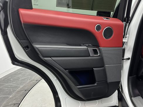 Used 2021 Land Rover Range Rover Sport Autobiography image 32