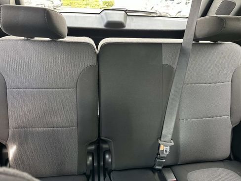 Used 2023 Chevrolet Traverse LT w/ LPO, Floor Liner Package AWD/4WD image 15