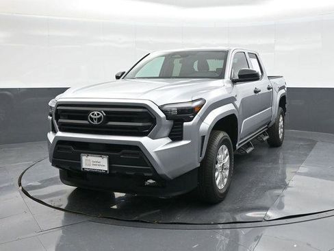 Certified 2026 Toyota Tacoma SR AWD/4WD image 1