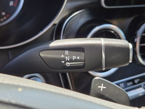 Used 2019 Mercedes-Benz GLC 300 image 19
