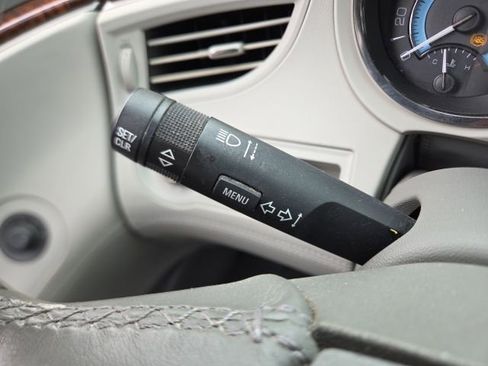 Used 2013 Buick LaCrosse FWD image 52